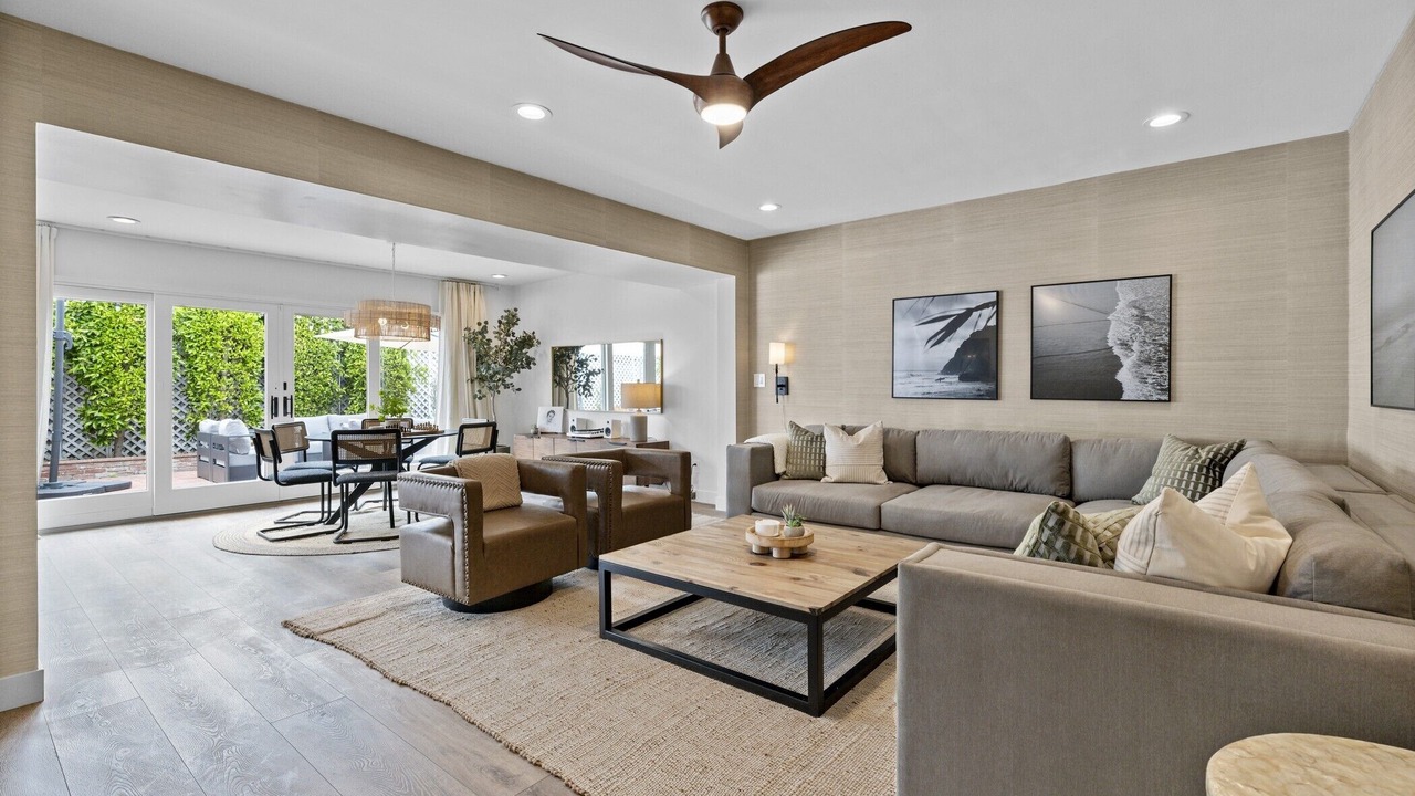 Photo of Bedroom in La Jolla Shores