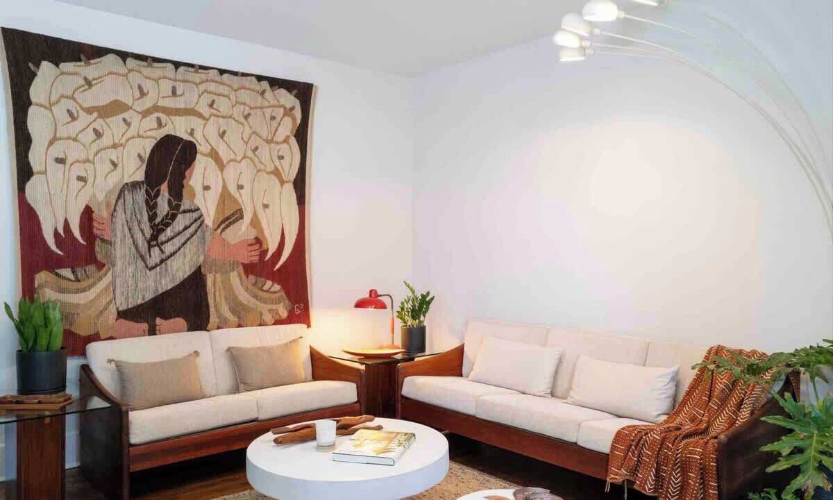 Photo of Livingroom in Greater Heights