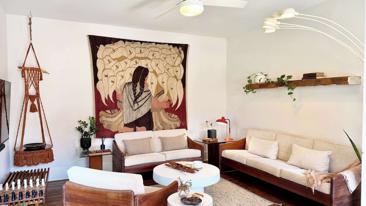 Photo of Livingroom in Greater Heights