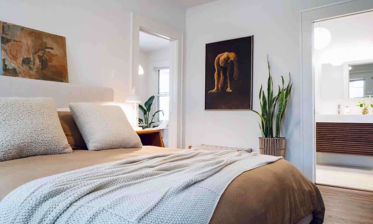 Photo of Bedroom in Greater Heights