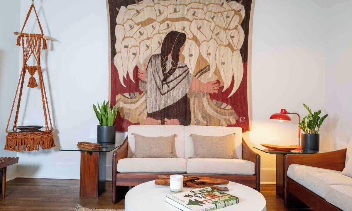 Photo of Livingroom in Greater Heights
