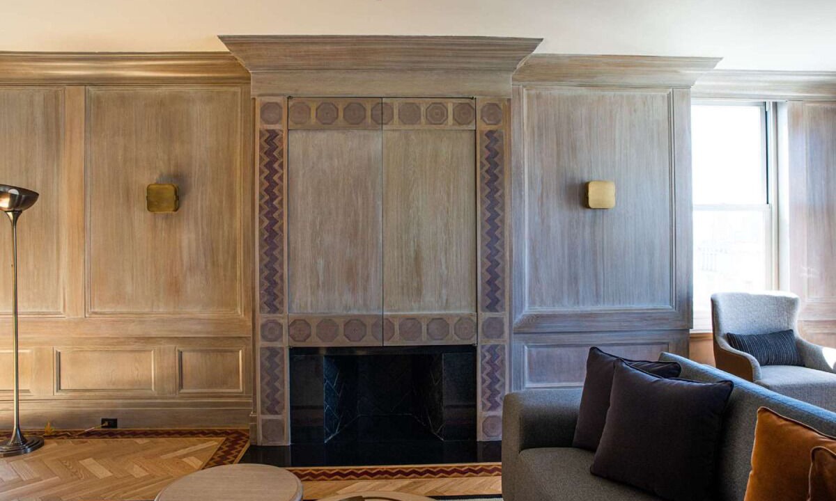 Photo of Livingroom in Theater District