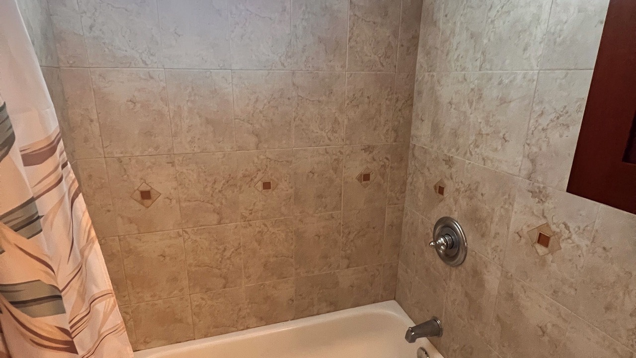 Photo of Bathroom in Punaluu