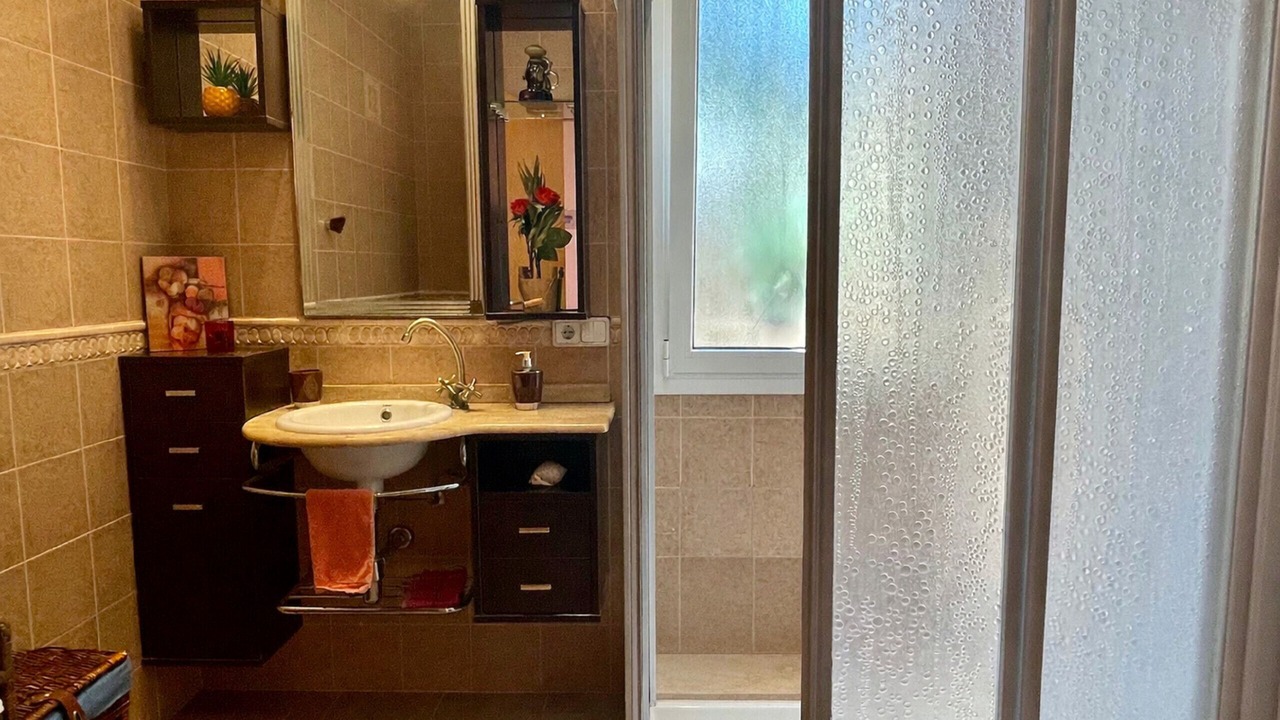 Photo of Bathroom in Pals