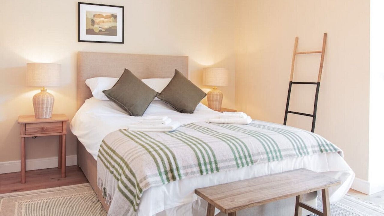 Photo of Bedroom in Longhope