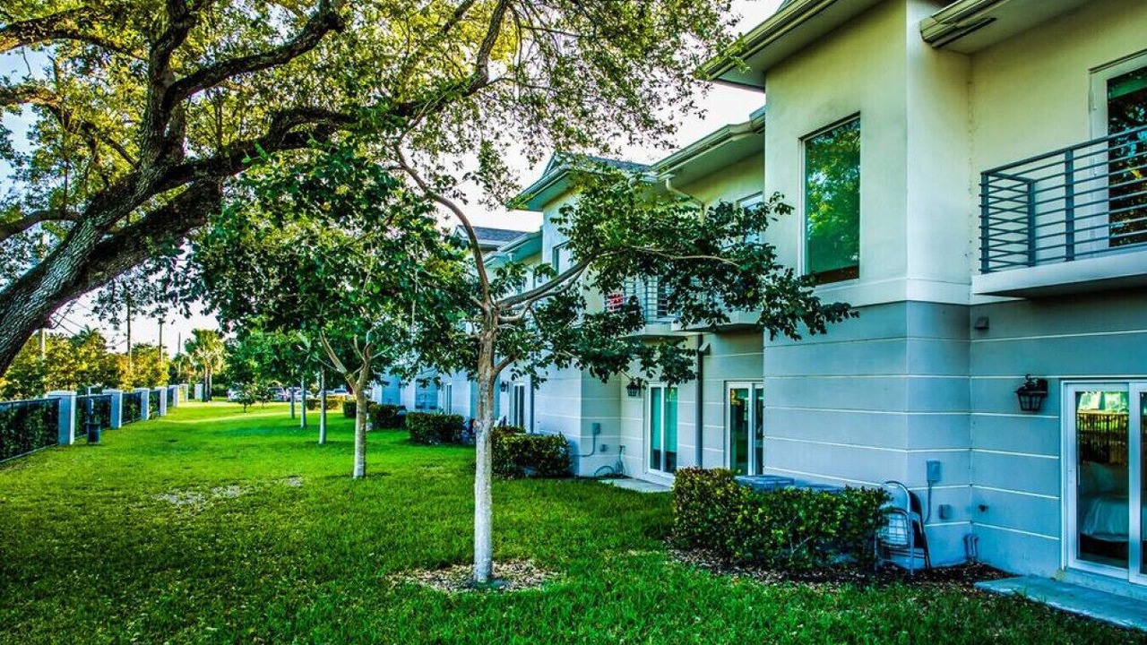 Photo of Others in Lake Worth Corridor