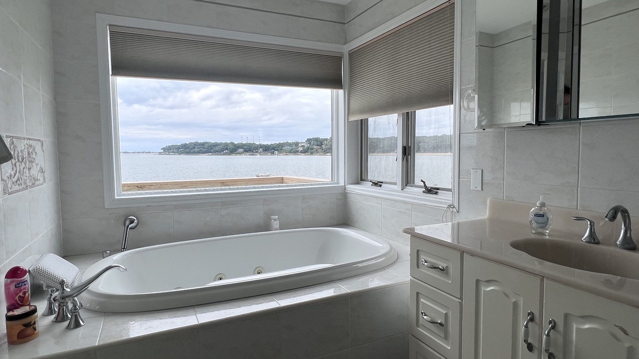 Photo of Bathroom in Huntington