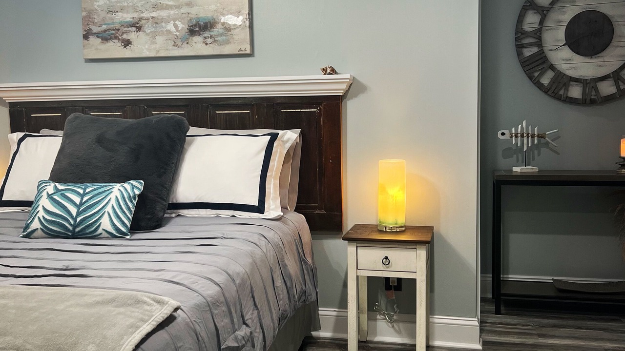 Photo of Bedroom in Abbeville