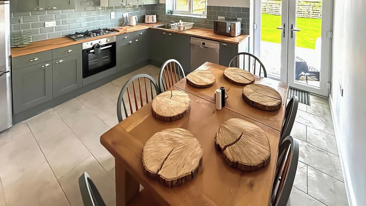 Photo of Others in Foxley