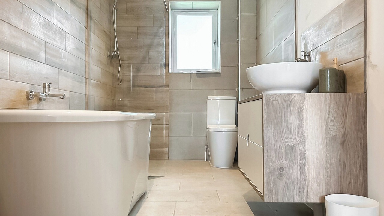 Photo of Bathroom in Foxley