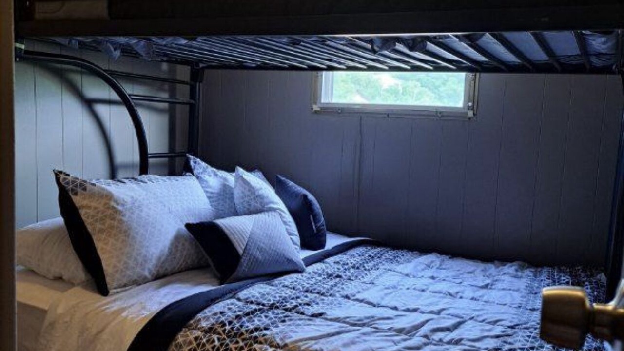Photo of Bedroom in Camdenton