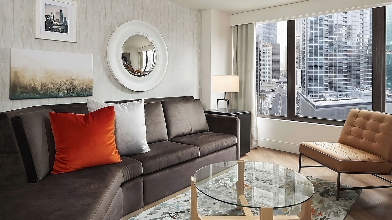 Photo of Livingroom in Streeterville