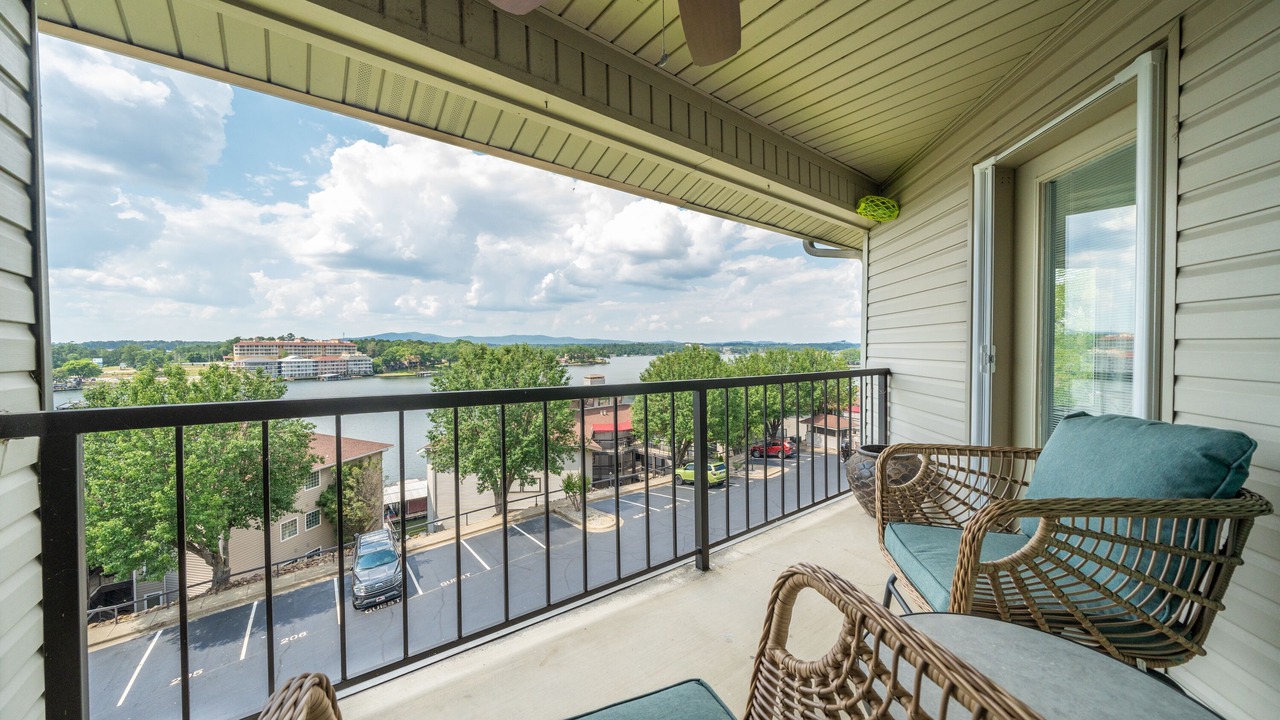 Photo of Patio Balcony in Lake Hamilton