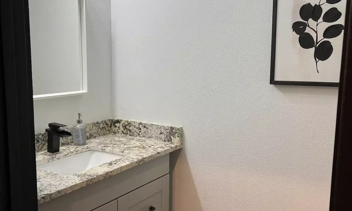 Photo of Bathroom in DeSoto
