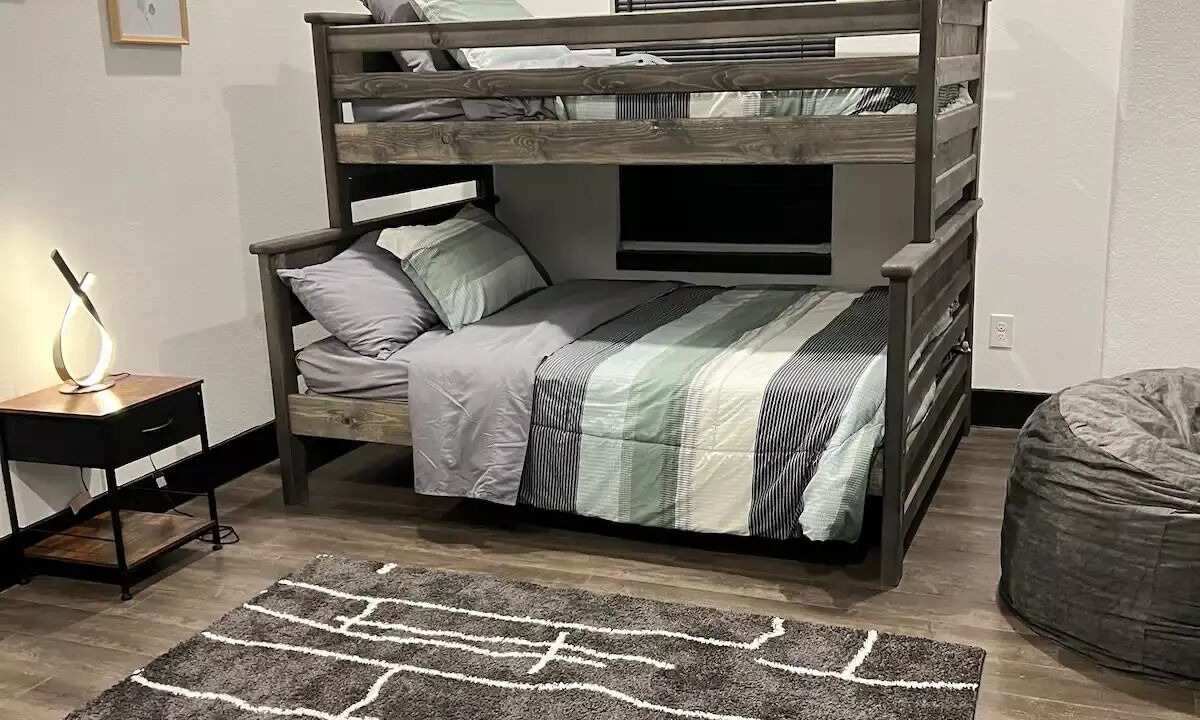 Photo of Bedroom in DeSoto