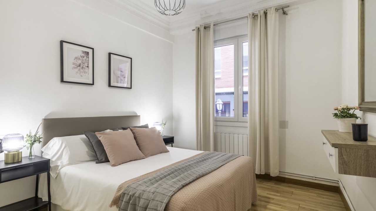 Photo of Bedroom in Bilbao City Centre