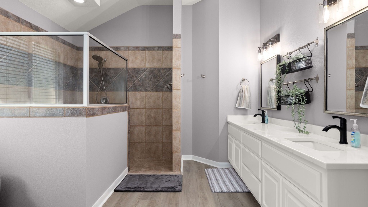 Photo of Bathroom in McQueeney