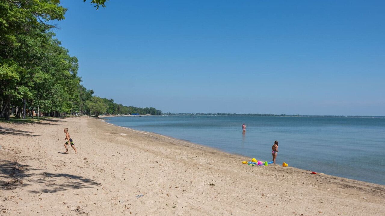 Photo of Others in Au Gres