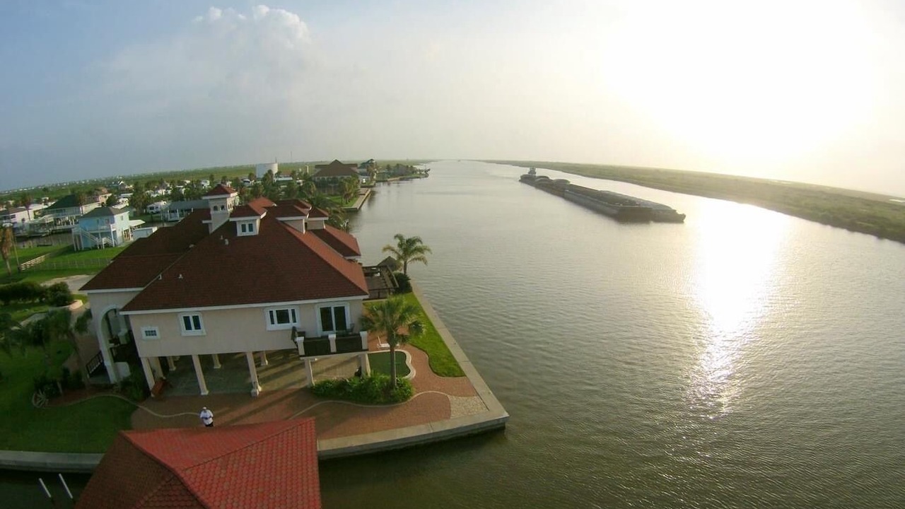 Photo of Outdoor in Crystal Beach