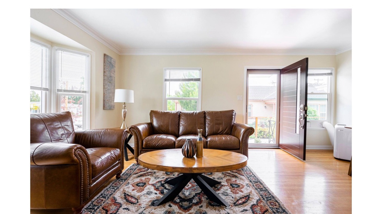 Photo of Livingroom in View Park-Windsor Hills
