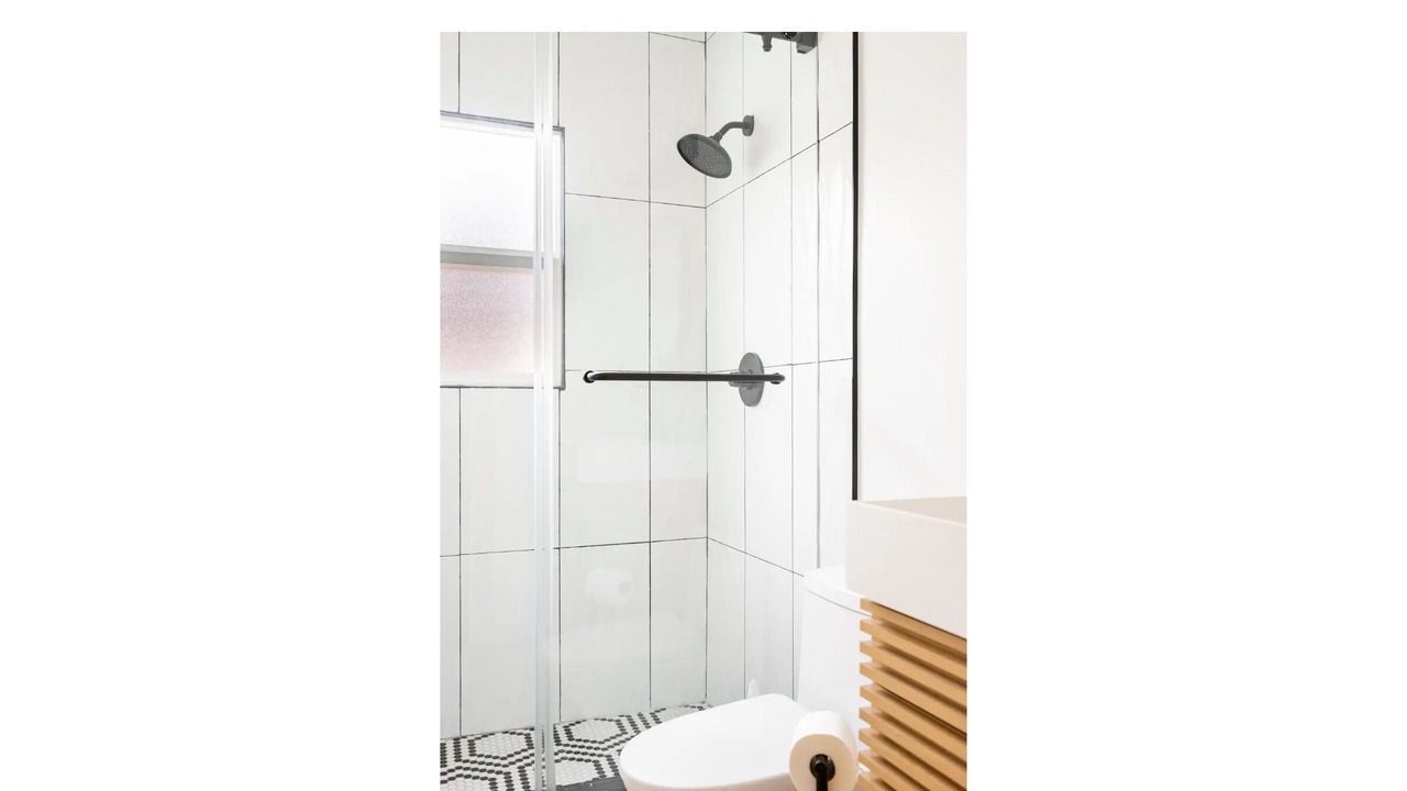 Photo of Bathroom in View Park-Windsor Hills