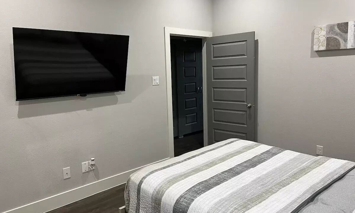 Photo of Bedroom in DeSoto