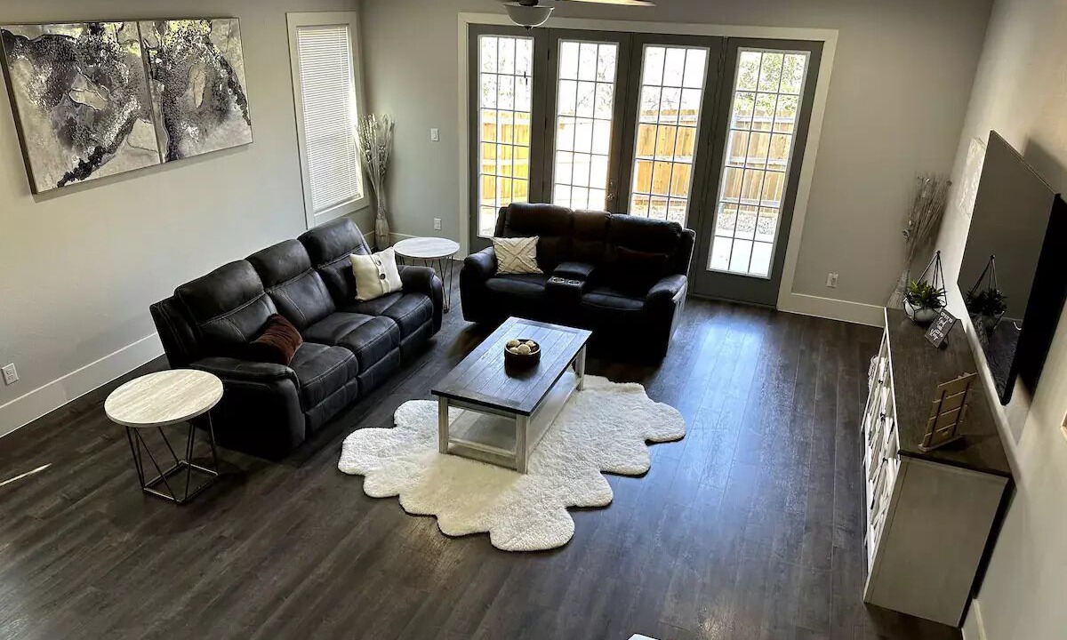 Photo of Livingroom in DeSoto