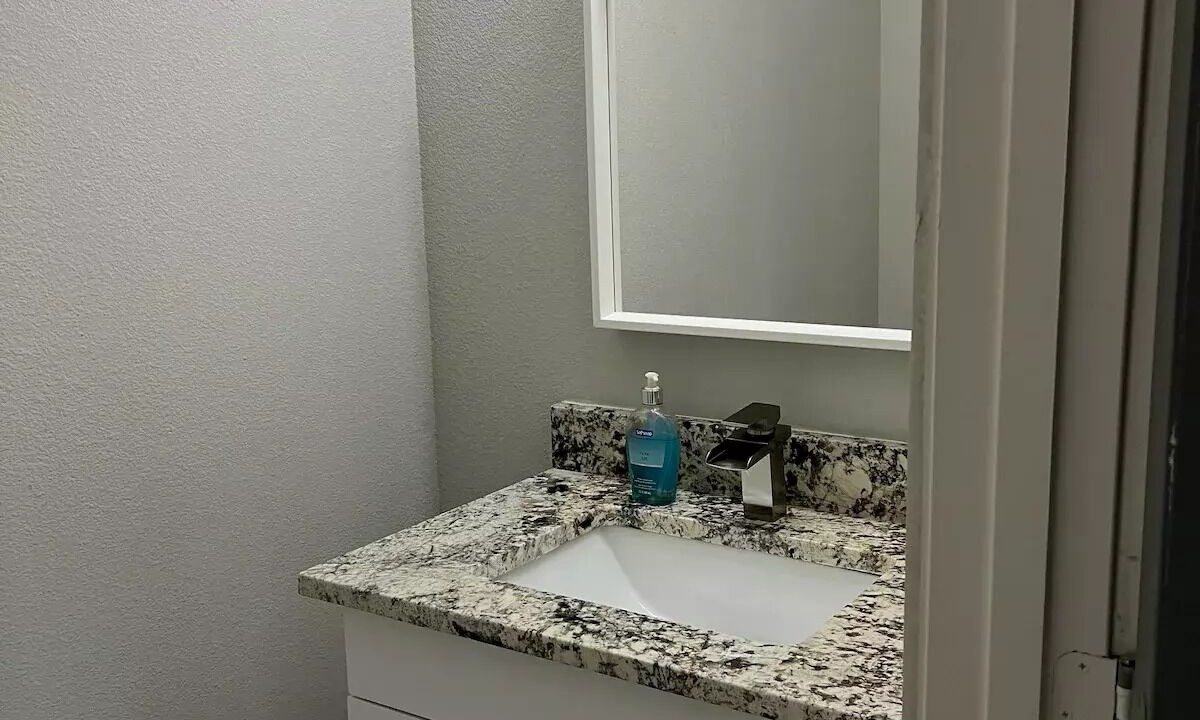 Photo of Bathroom in DeSoto