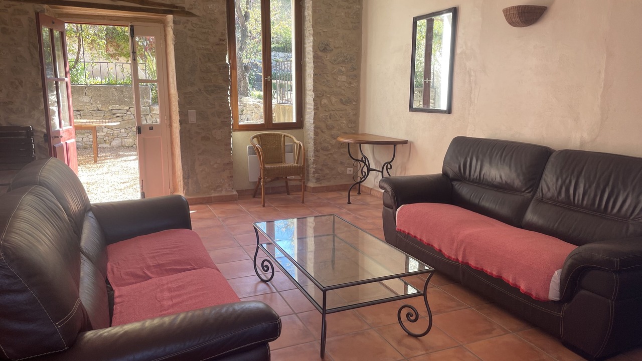 Photo of Livingroom in Saint-Andre-de-Roquepertuis