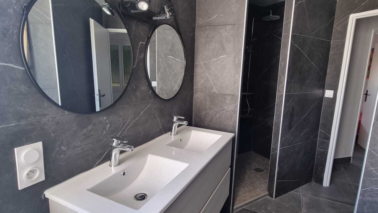 Photo of Bathroom in Poussan