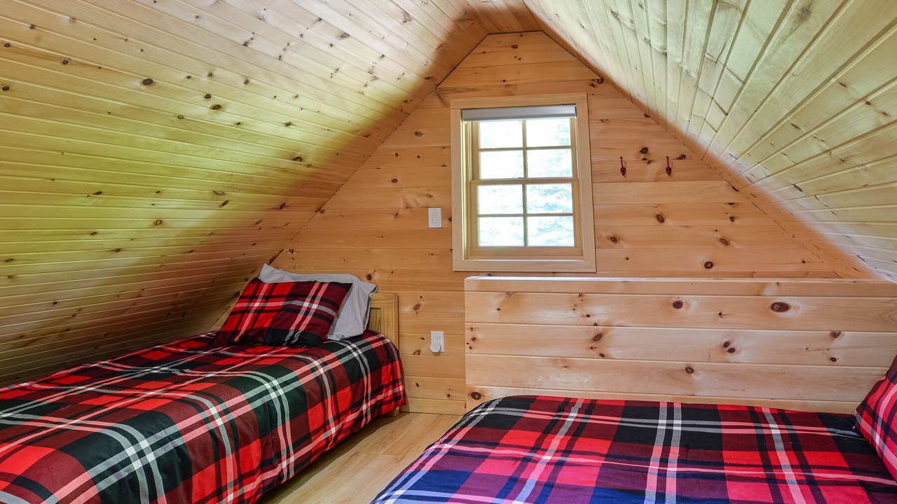 Photo of Bedroom in McMurrich/Monteith