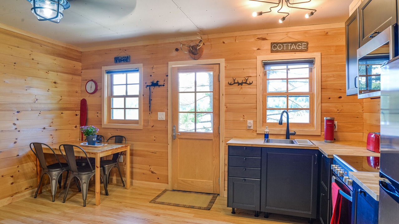 Photo of Kitchen in McMurrich/Monteith