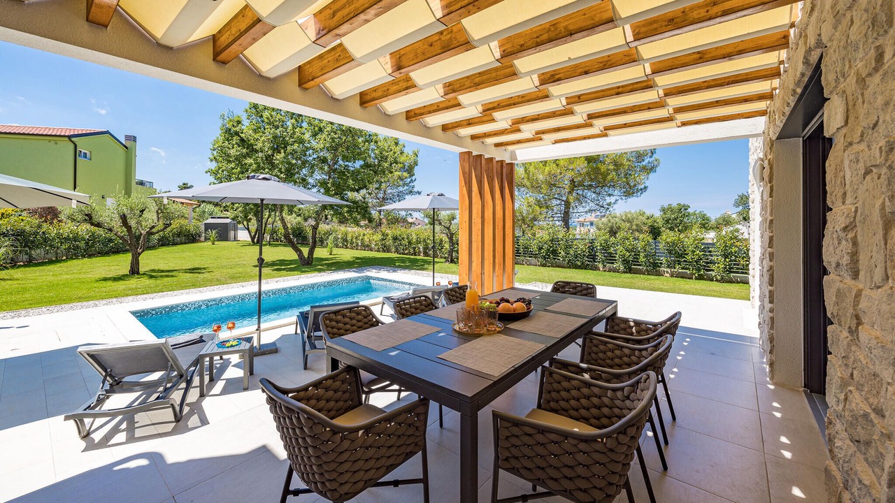Photo of Outdoor in Marasi