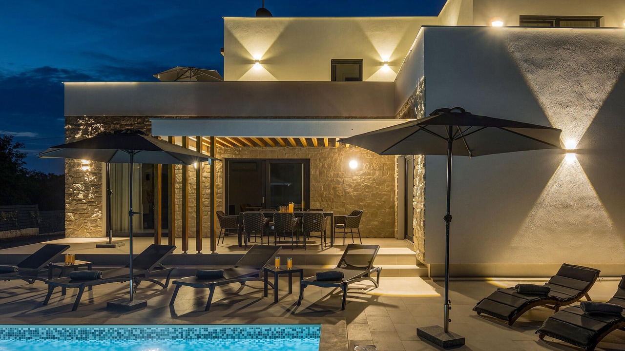 Photo of Outdoor in Marasi