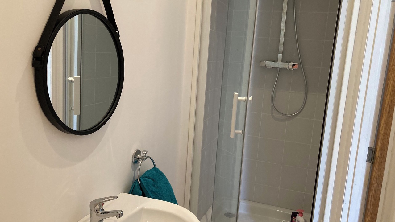 Photo of Bathroom in Longvilliers