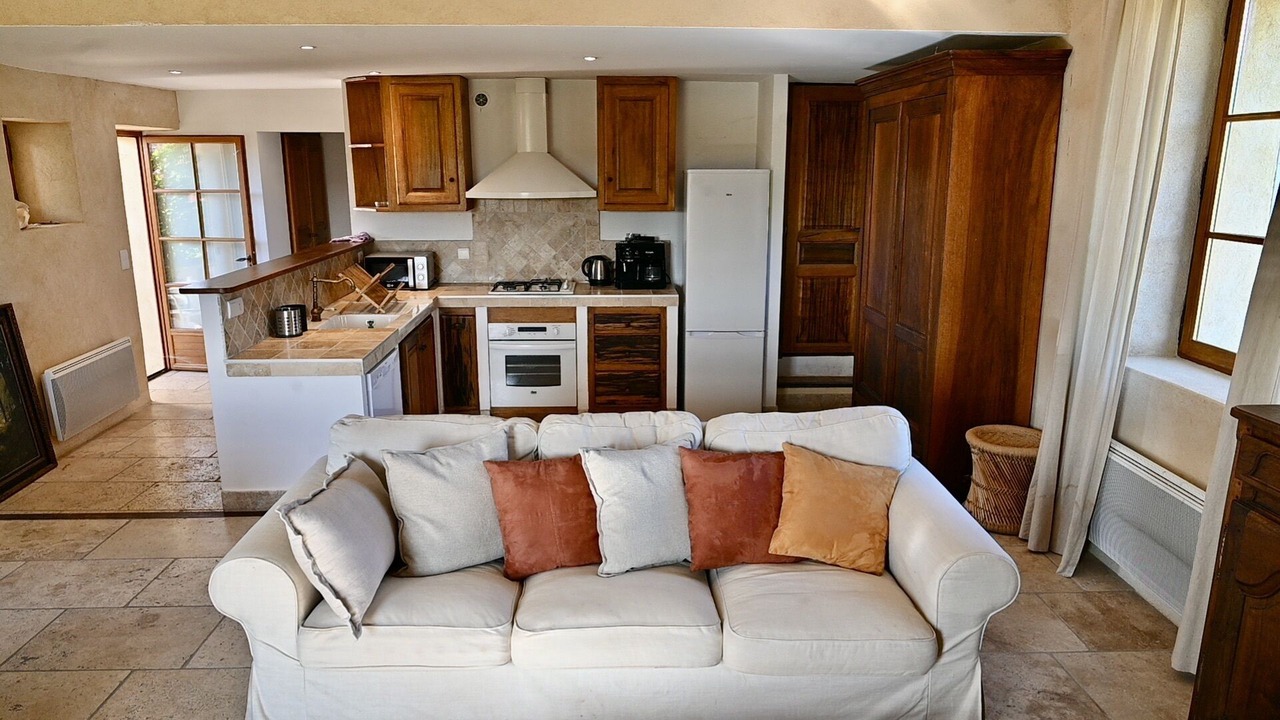 Photo of Livingroom in Ongles
