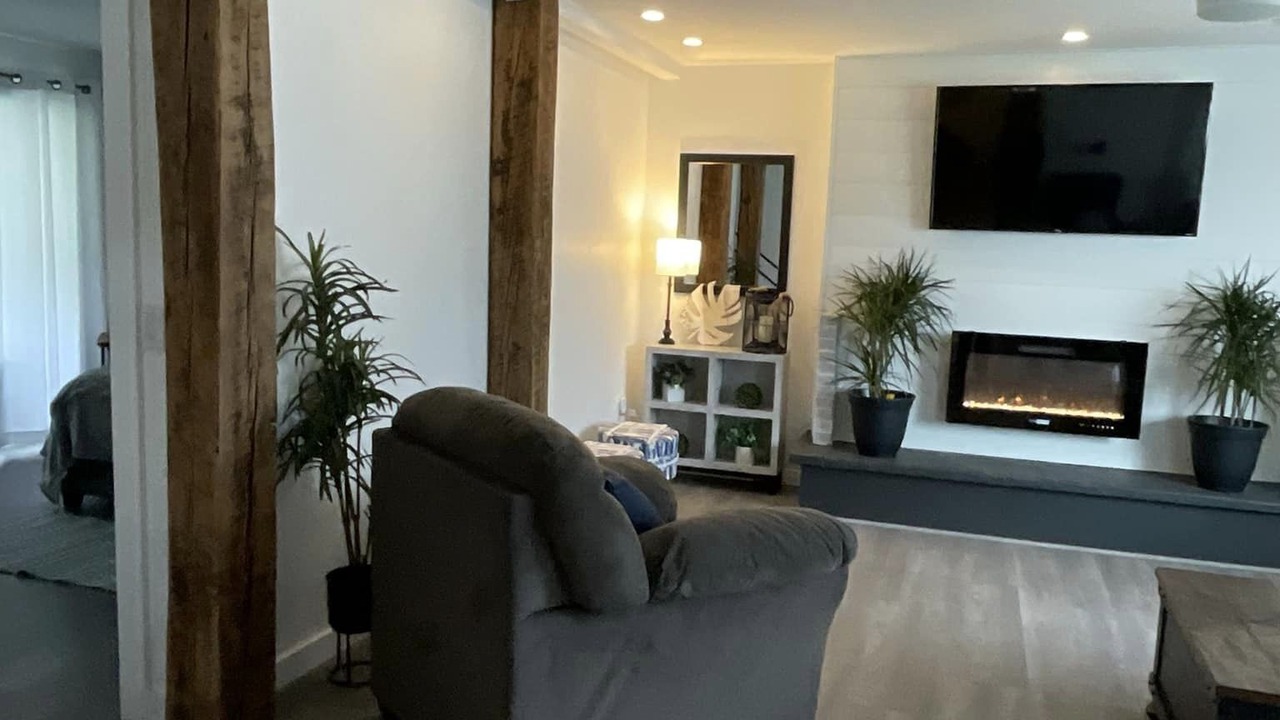 Photo of Livingroom in Ellicottville