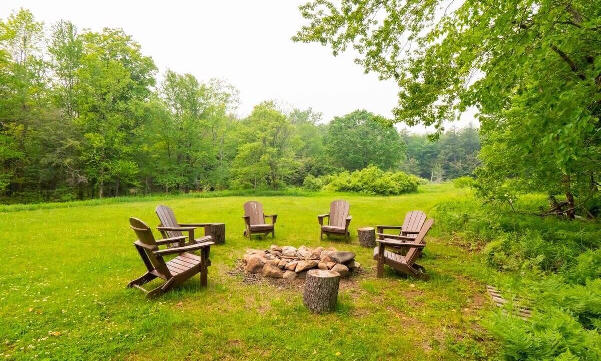 Photo of Outdoor in Becket