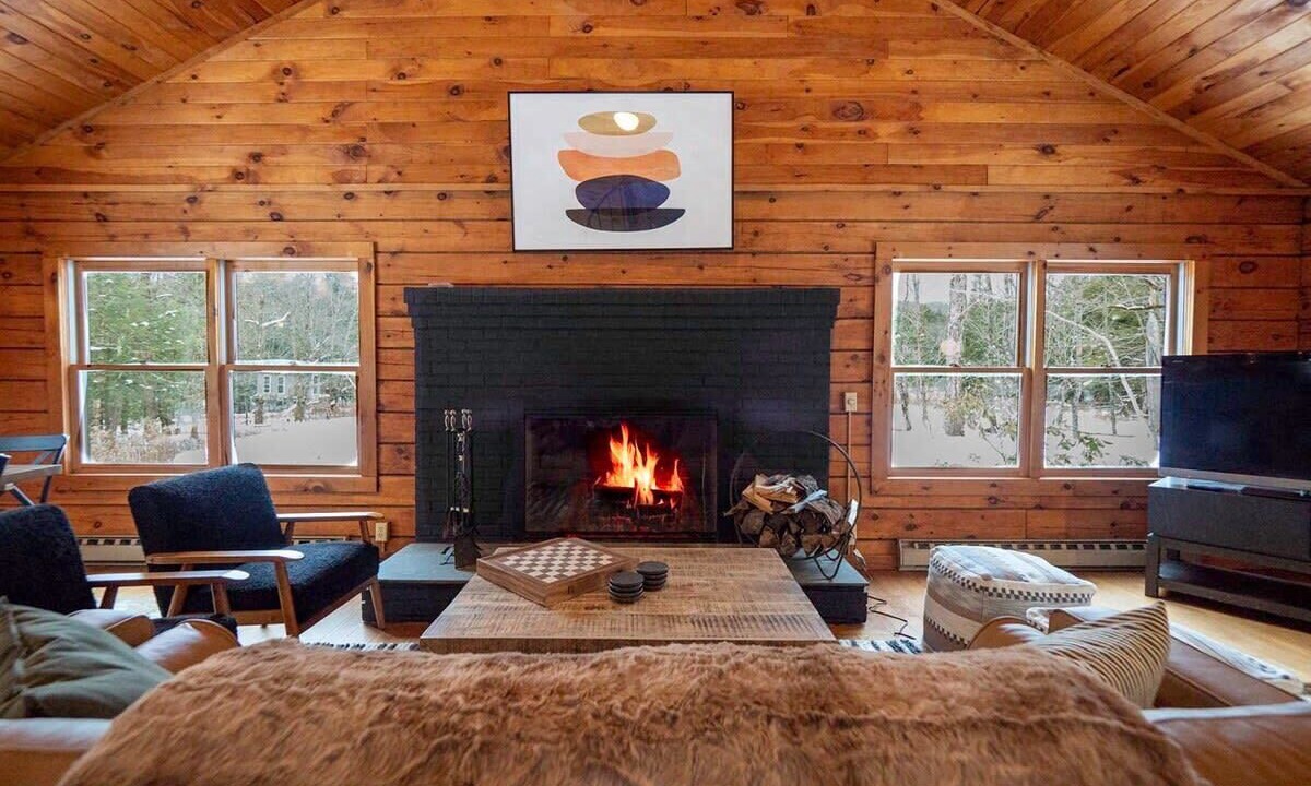Photo of Livingroom in Becket