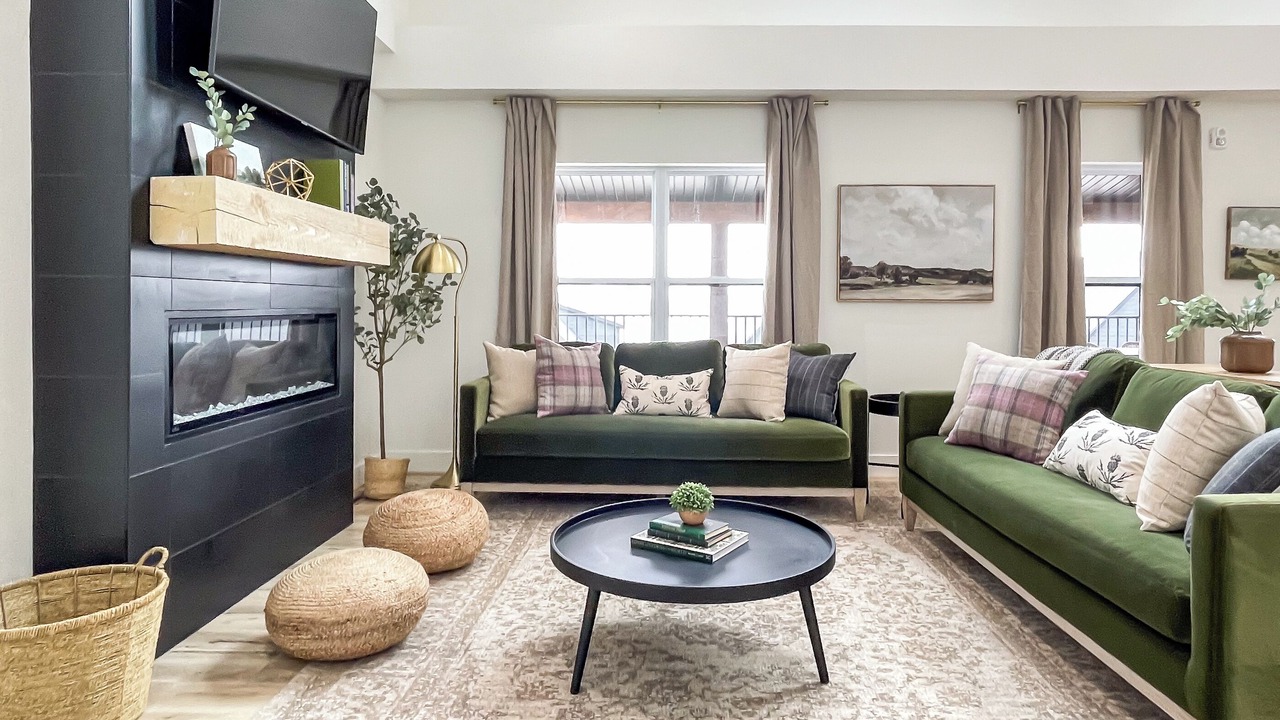 Photo of Livingroom in Hollister