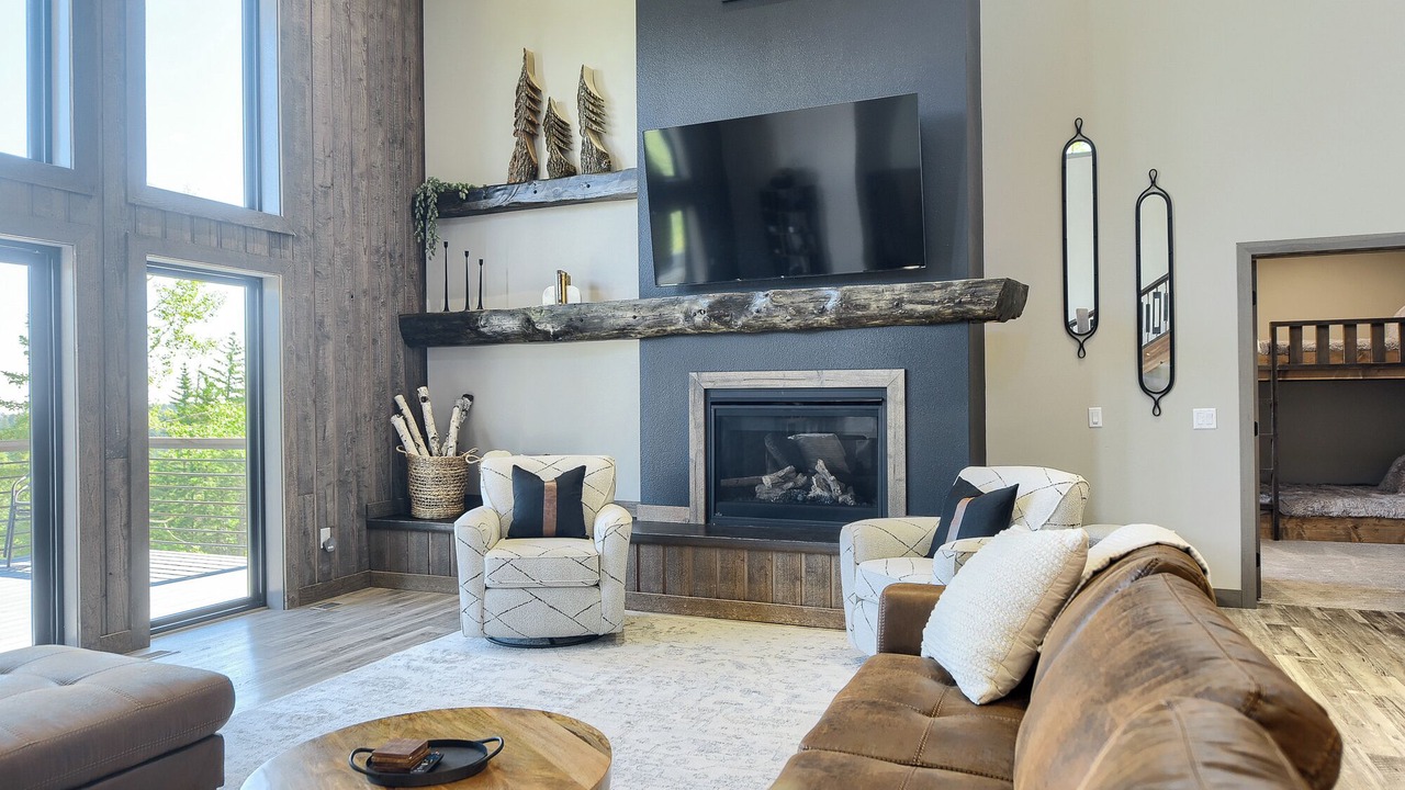 Photo of Livingroom in Lead