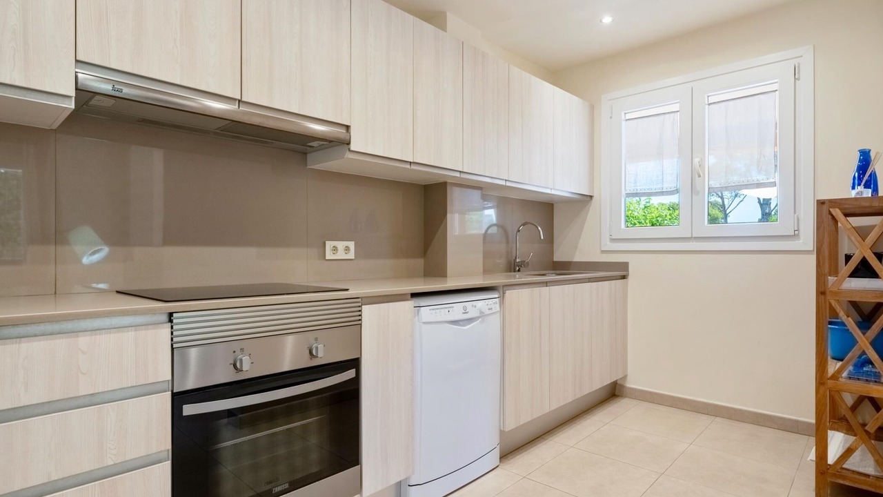 Photo of Kitchen in Tamariu