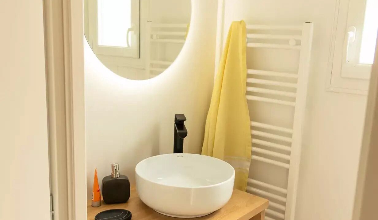 Photo of Bathroom in Vaire