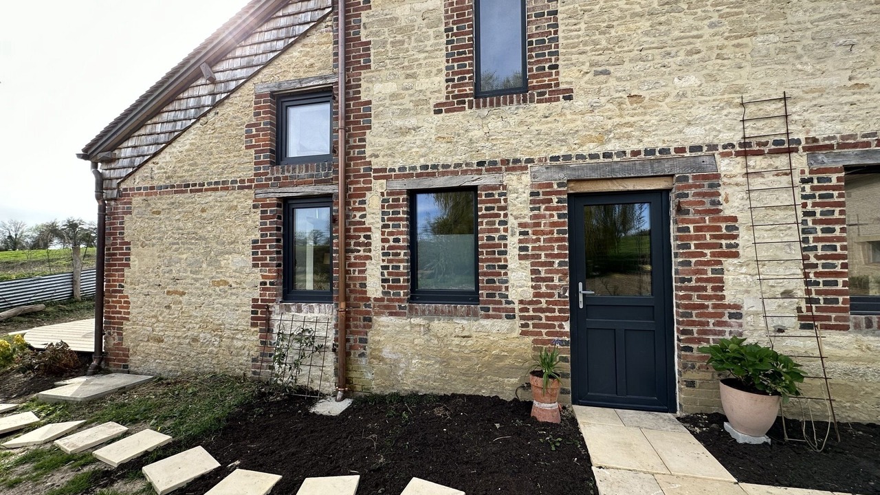 Photo of Outdoor in Neauphe-sur-Dive