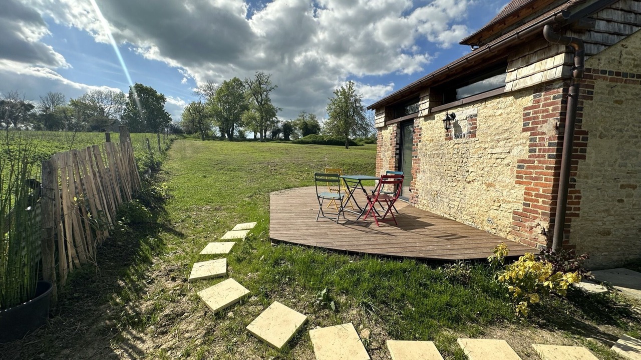 Photo of Outdoor in Neauphe-sur-Dive