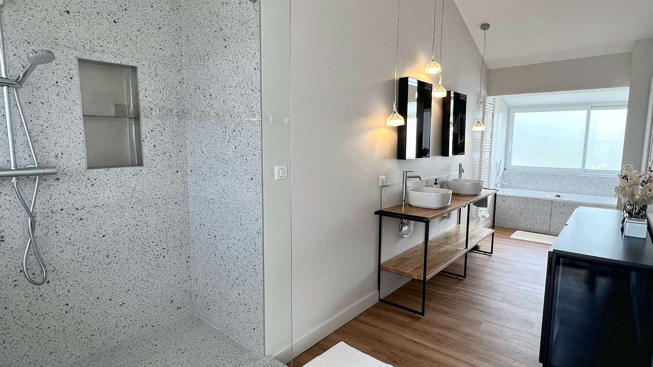 Photo of Bathroom in Angoulins