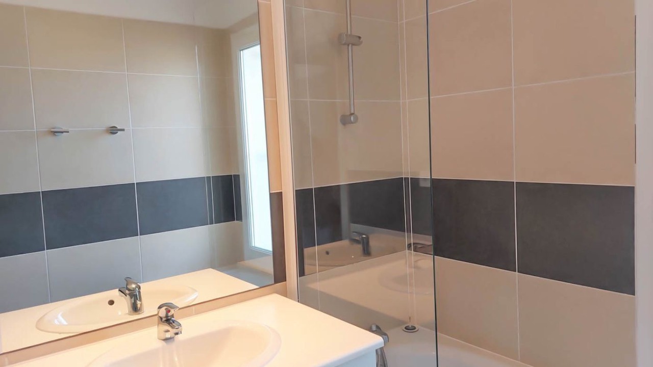 Photo of Bathroom in Lozari