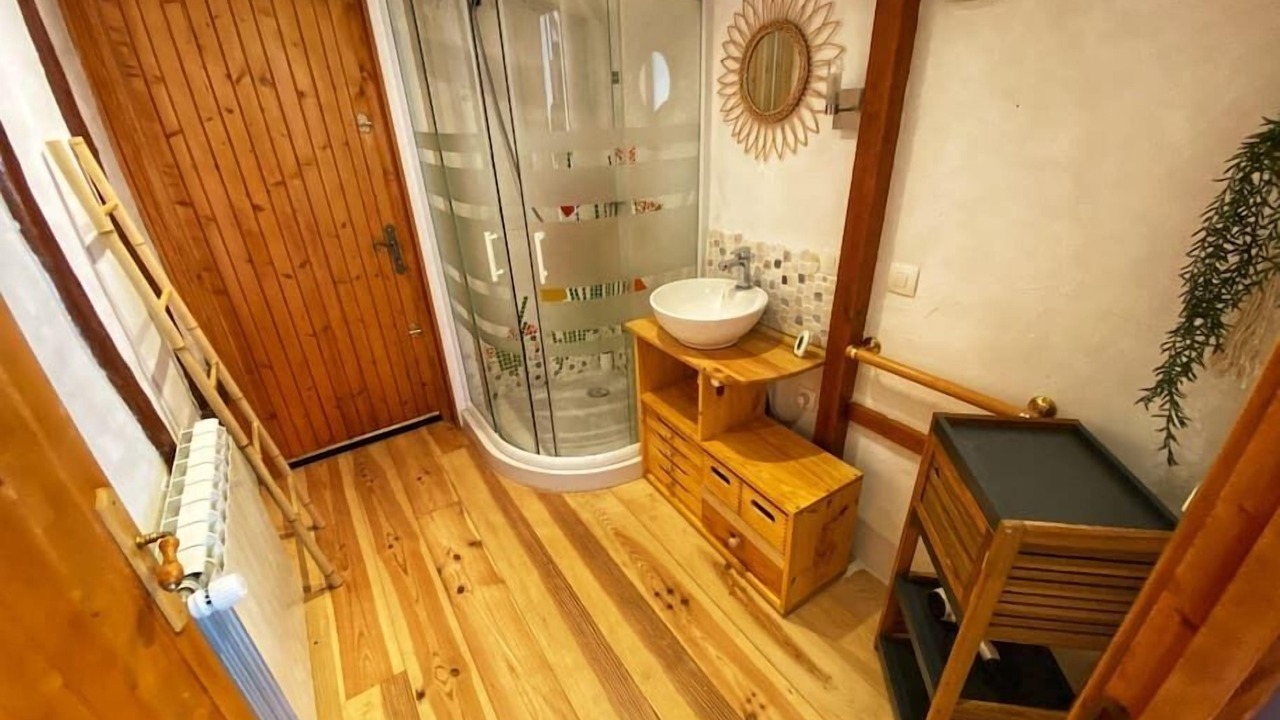 Photo of Bathroom in Ouville-la-Riviere