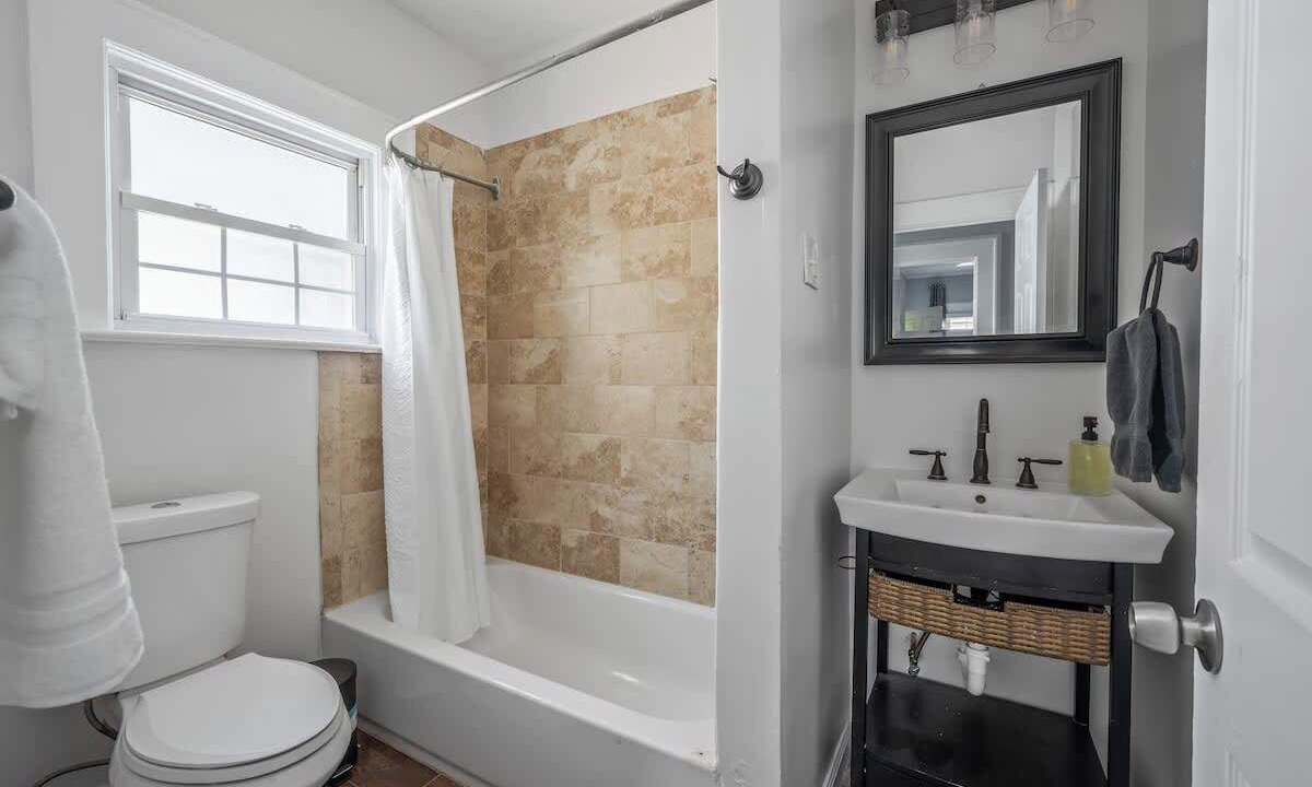 Photo of Bathroom in Irvington