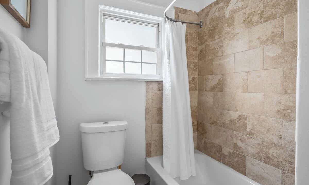 Photo of Bathroom in Irvington